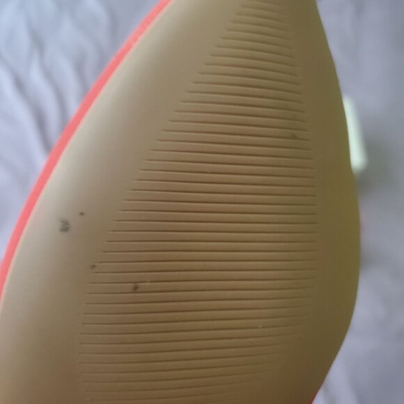 Qupid womens block heels size 7 red color Strappy buckle - Picture 6 of 10